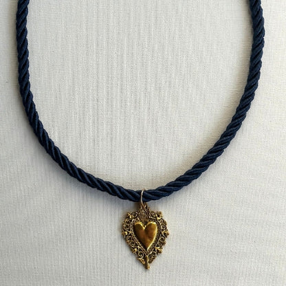 Cordão de Seda | Pingente de Coração