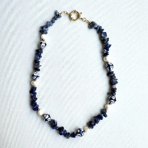 Colar | Cascalho de Lapis Lazuli, Pérolas & Porcelana