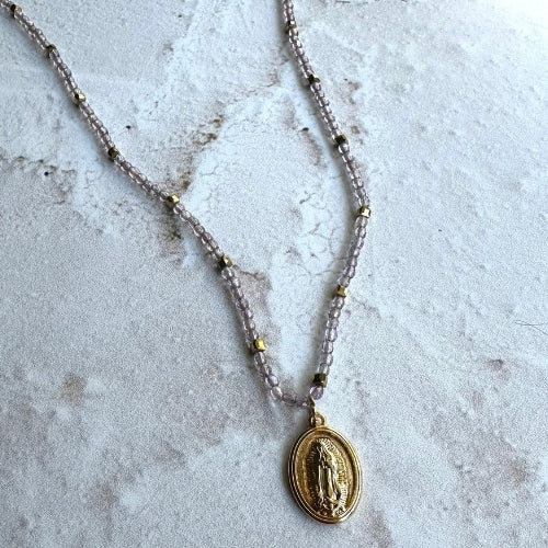 Colar | Cristal, Hematita & Pingente Nossa Sra. Guadalupe