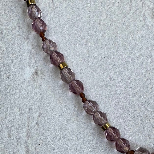 Colar | Cristais de Vidro Importados da República Tcheca, Medalha Dourada de Santo Anjo