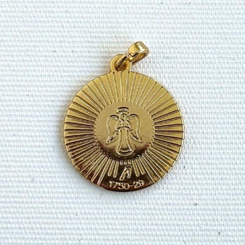 Pingente | Medalha Santo Anjo, com oração. Banho Dourado